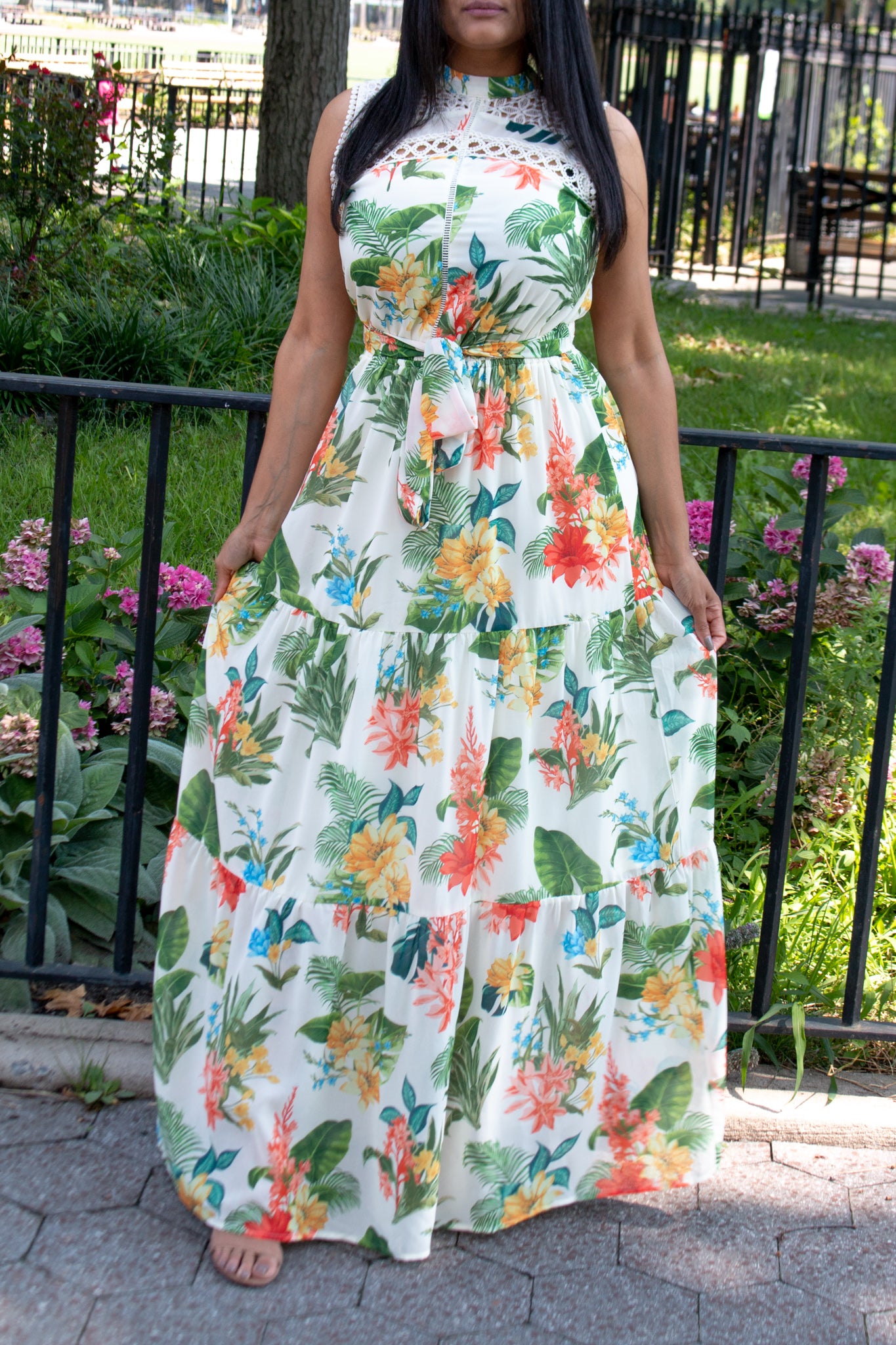 FLORAL  MAXI DRESS